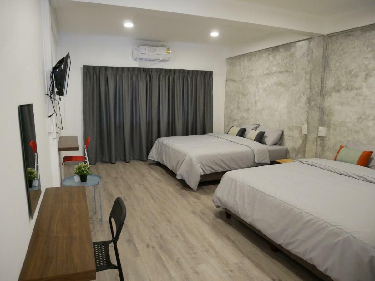 Np House Pratunam Bangkok Exteriör bild