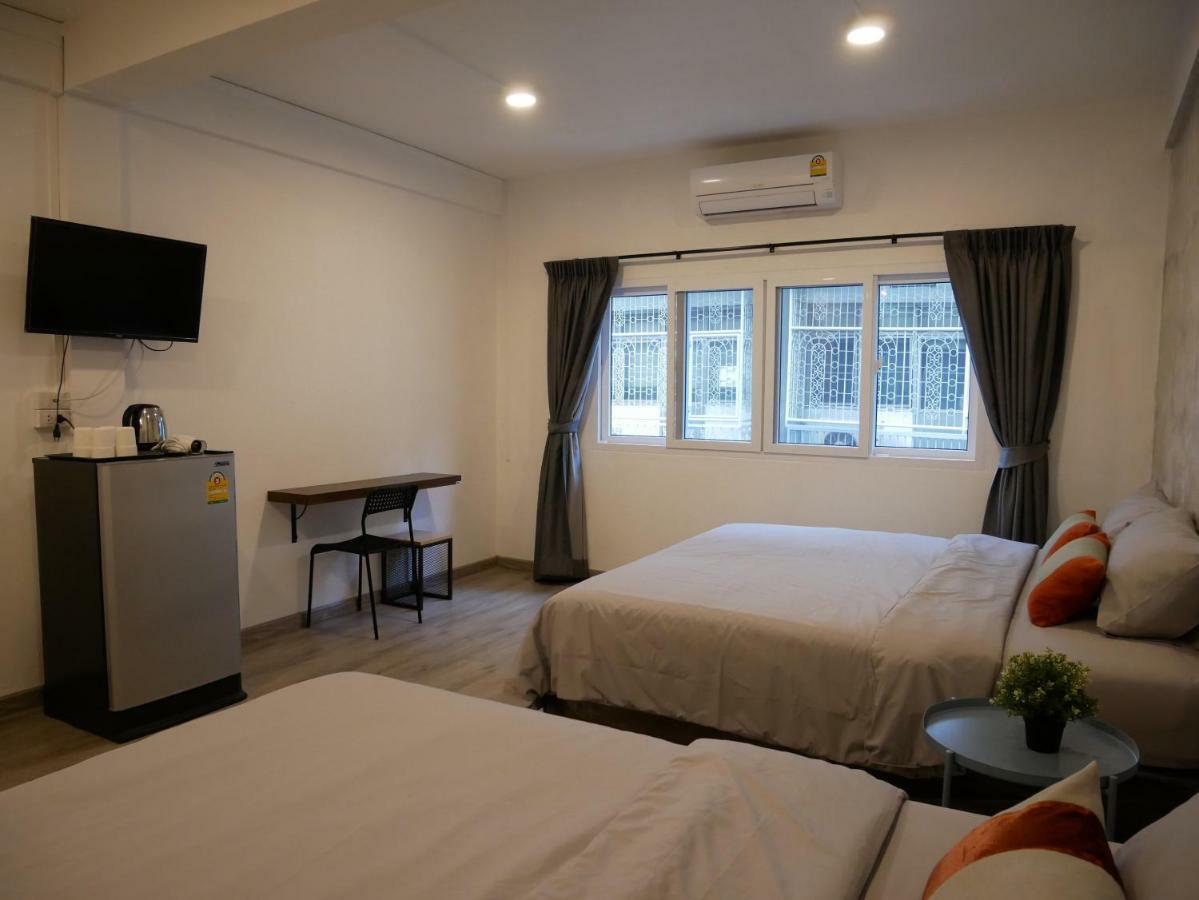 Np House Pratunam Bangkok Exteriör bild